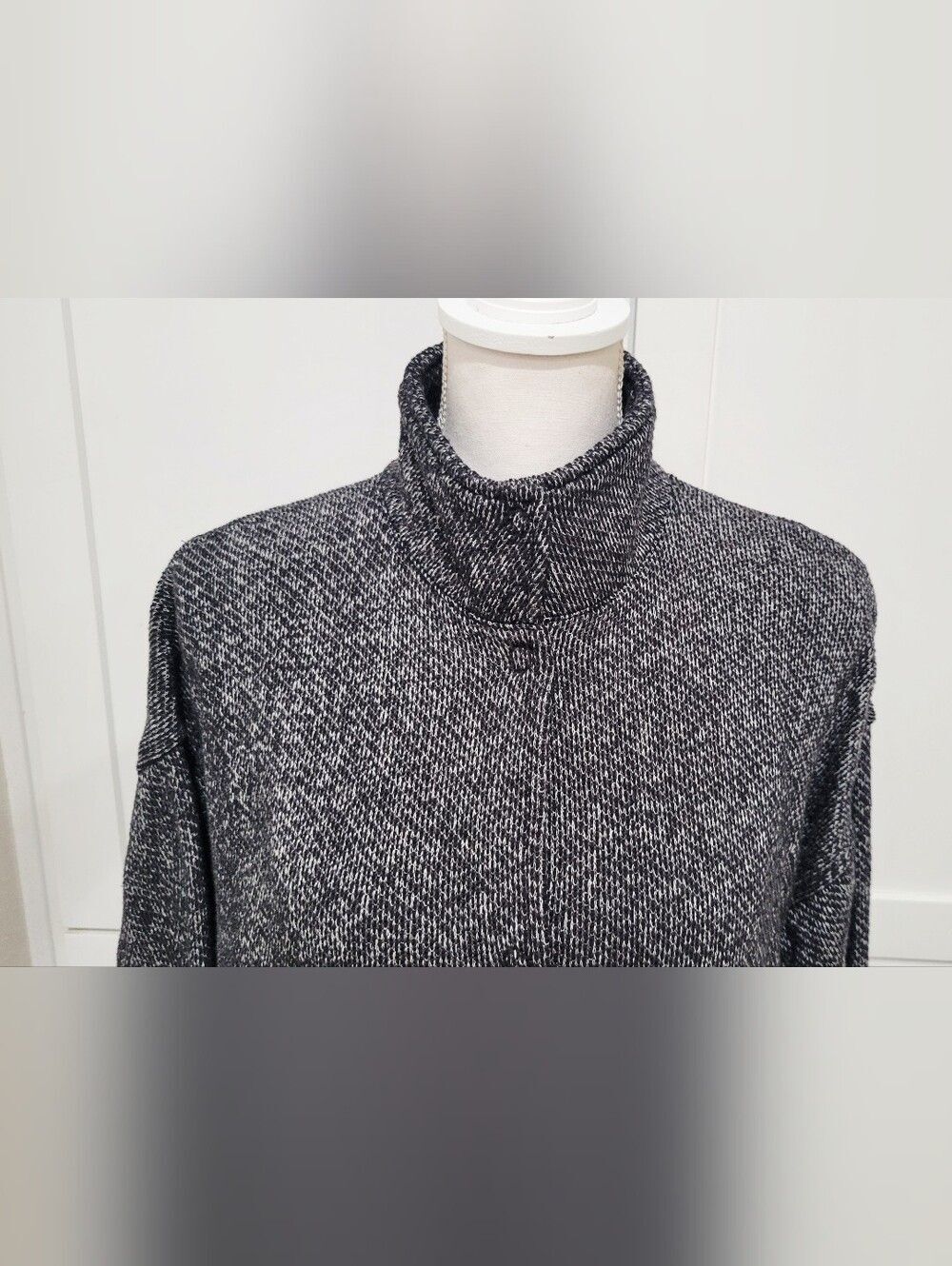 Eileen Fisher Charcoal High-Neck Knit Sweater Jacket Lightweight | Size S/P - Picture 5 of 8